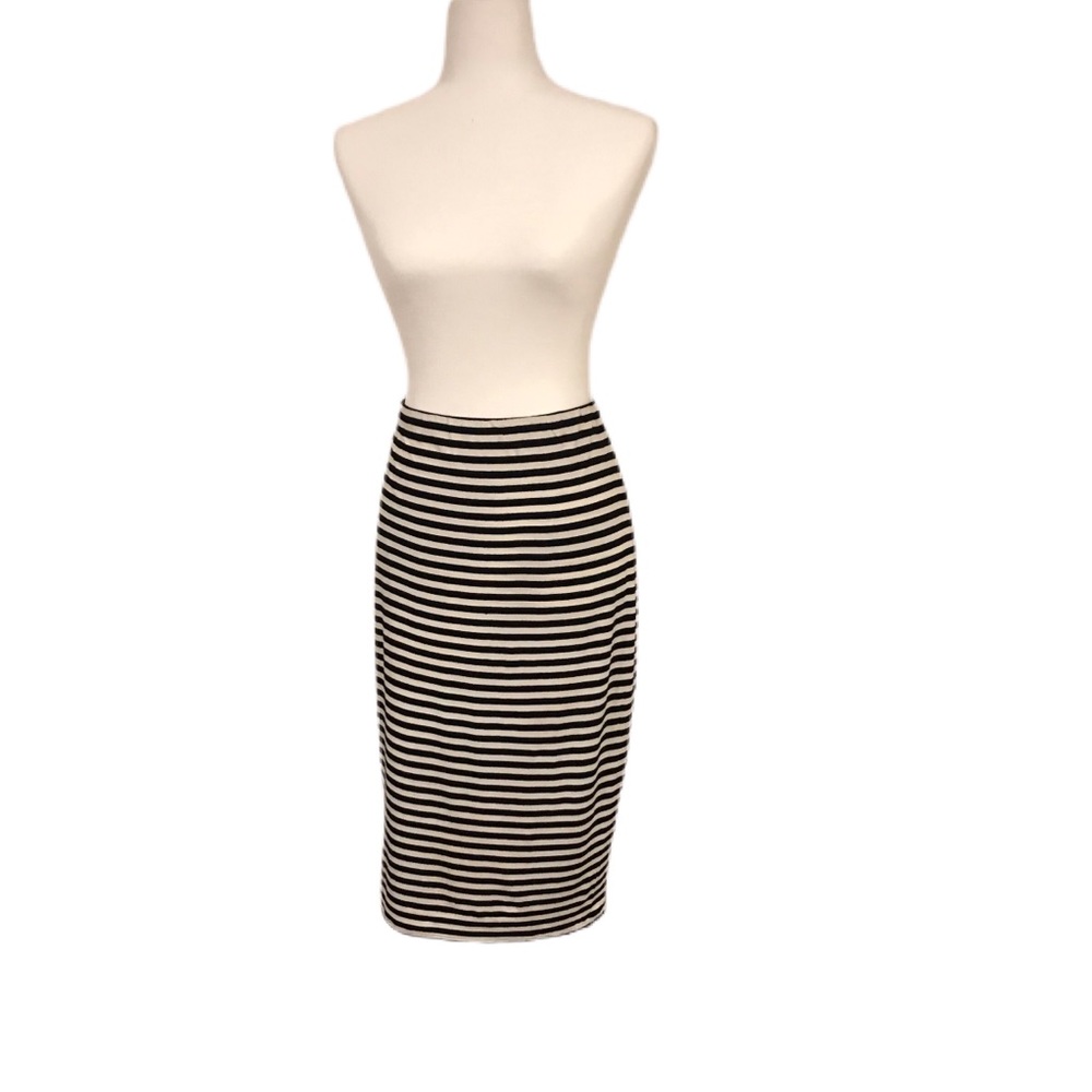 Vince Camuto striped midi skirt jersey small